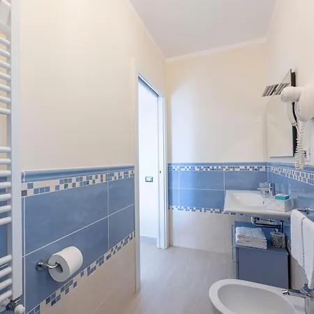 Capitorsola Nocleg ze śniadaniem 4*